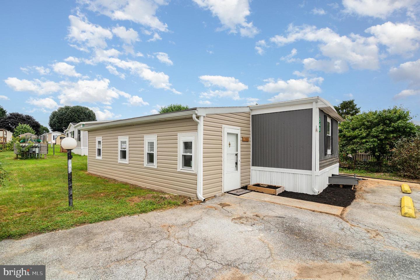 540 Palm City Park, Annville