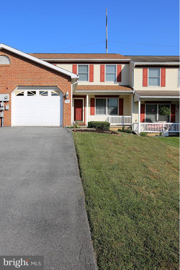 357 Acorn Circle, Lebanon