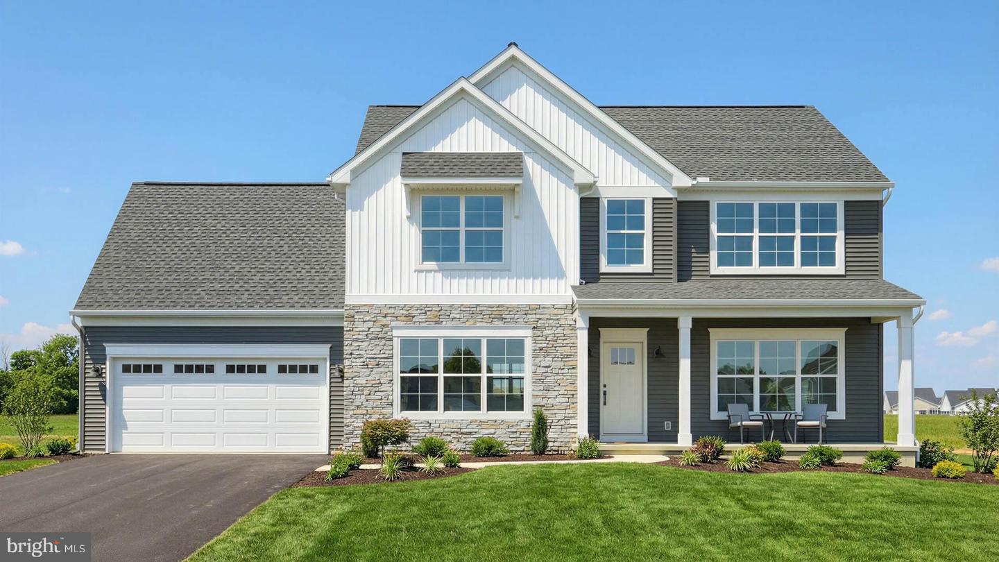 637 Sunset Boulevard, Annville