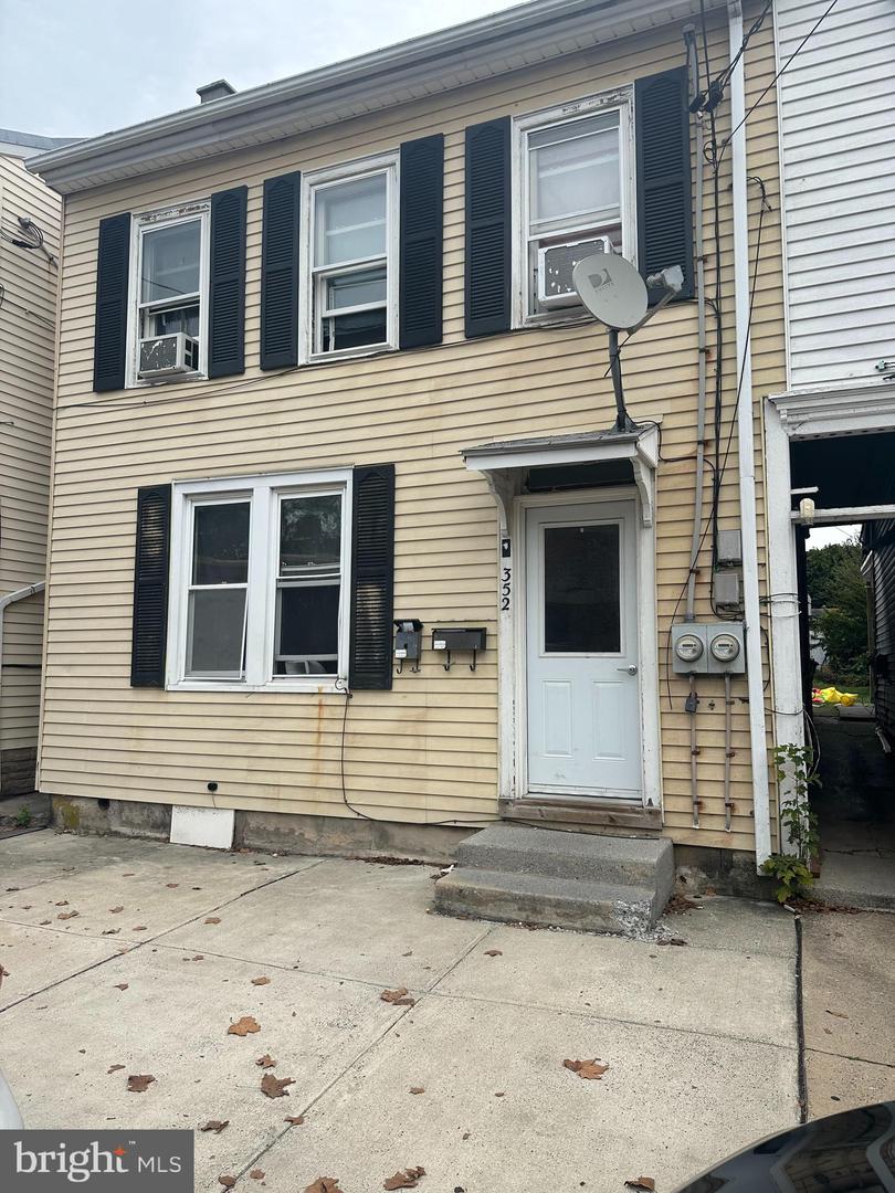 352 N 7th Street, Lebanon