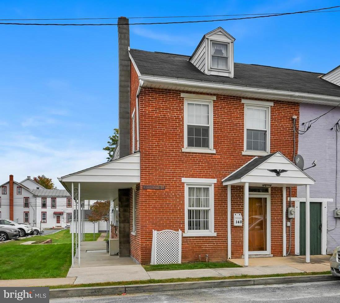 140 N Railroad Street, Annville