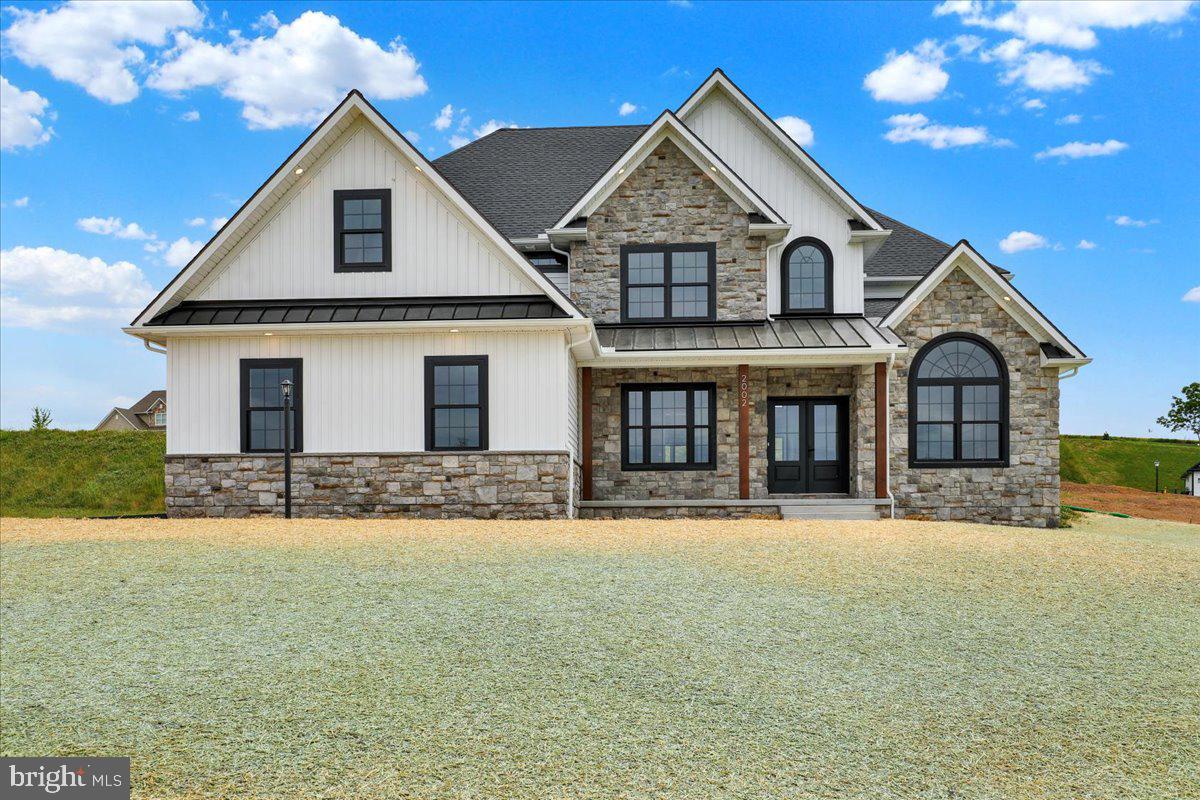 2002 Rolling Meadow Road, Lebanon