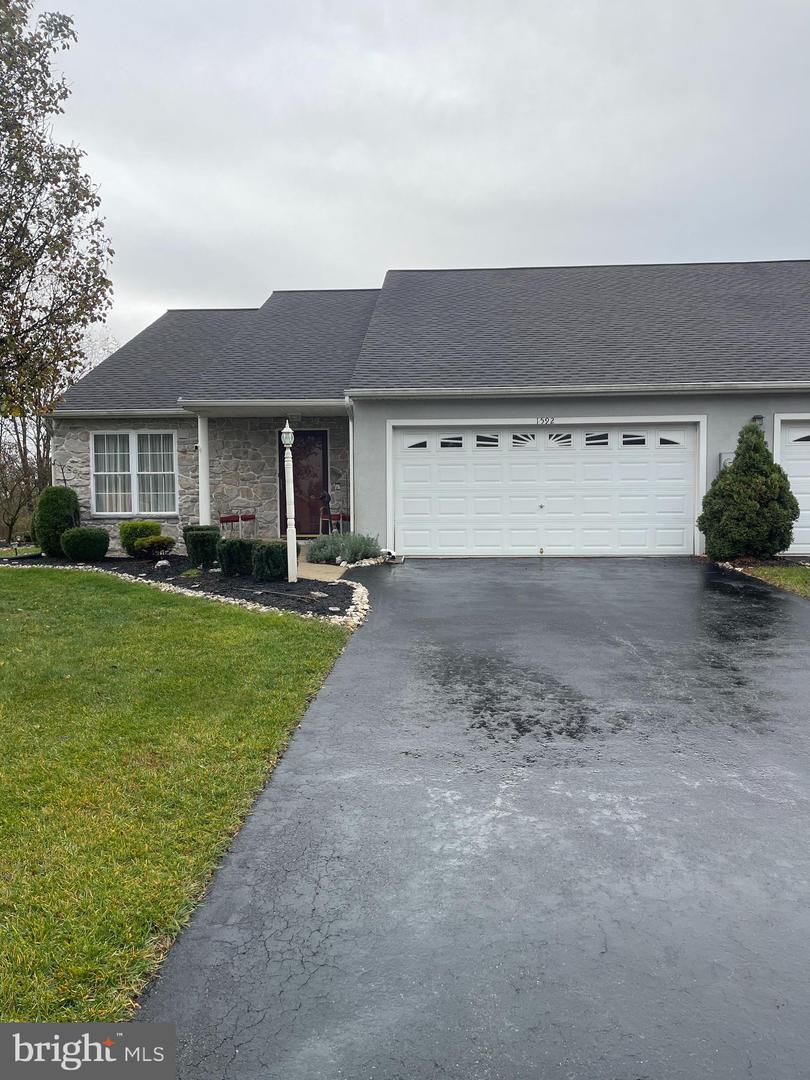 1592 Berry Drive, Lebanon