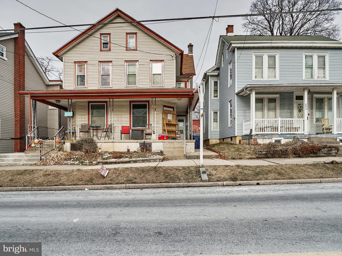 53 E Main Street, Newmanstown