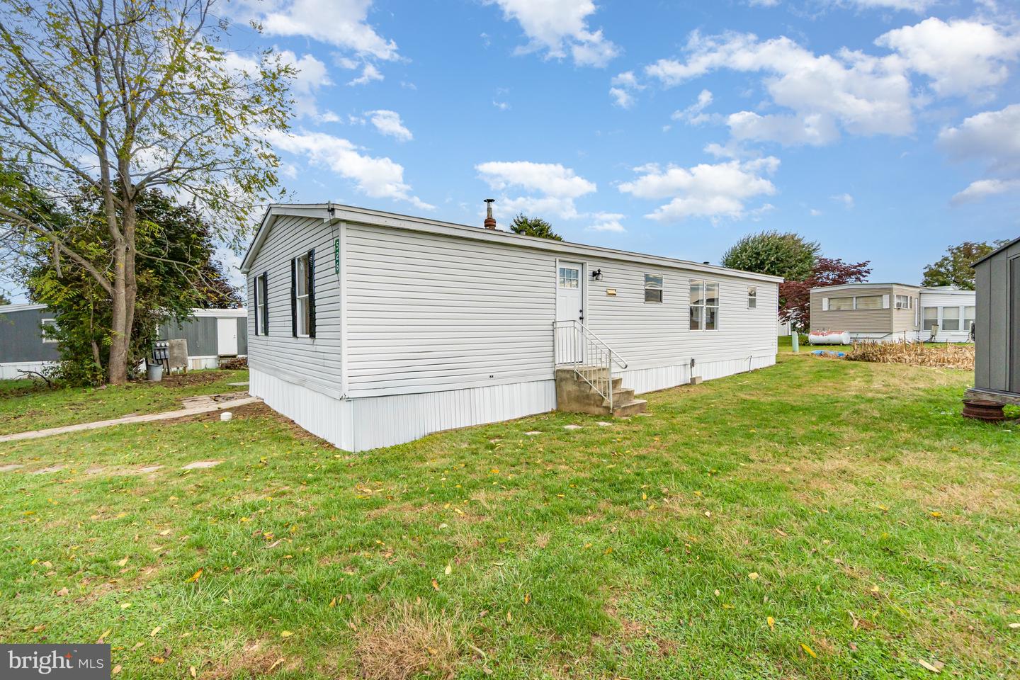 526 Palm City Park, Annville