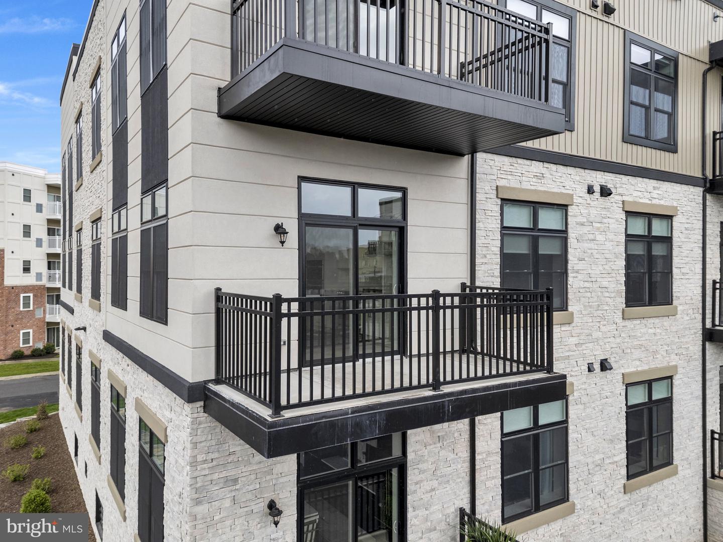 117 Blackford Boulevard #204
