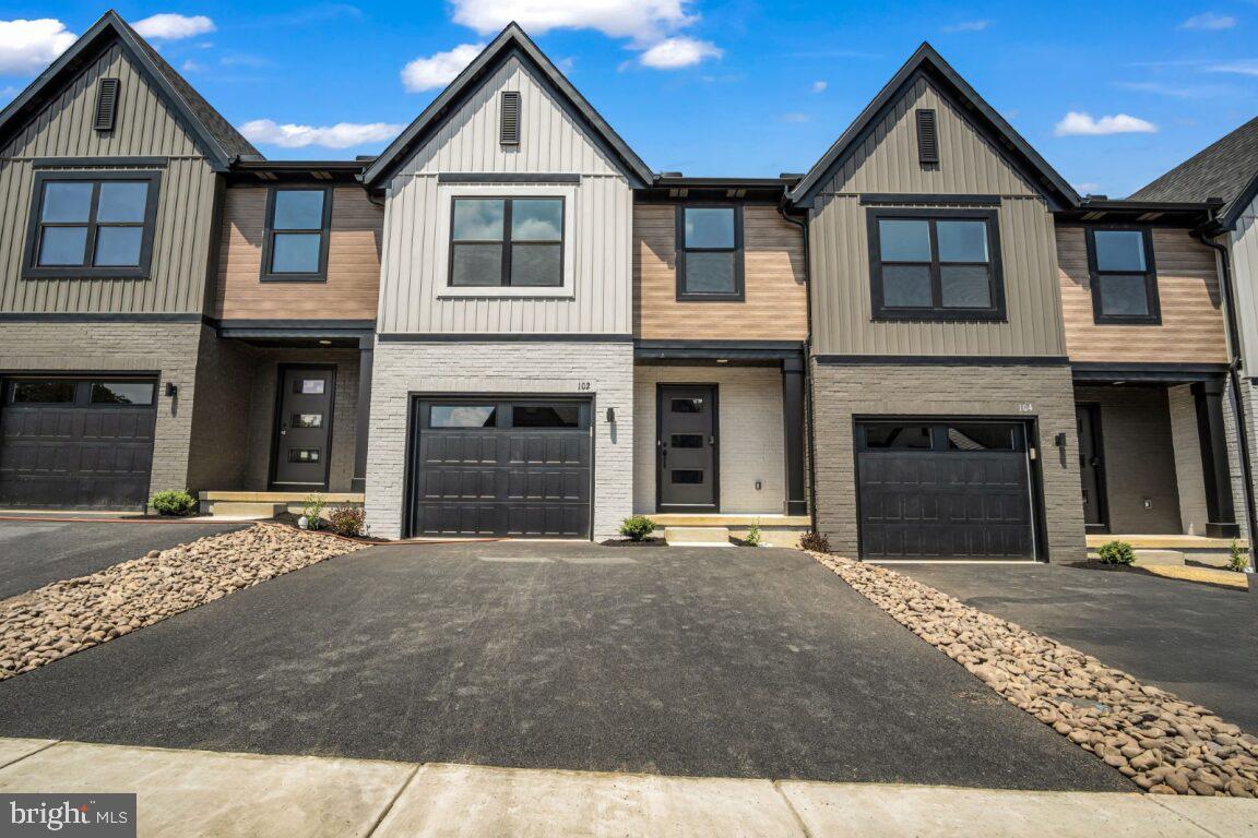 102 Candler Way, Annville