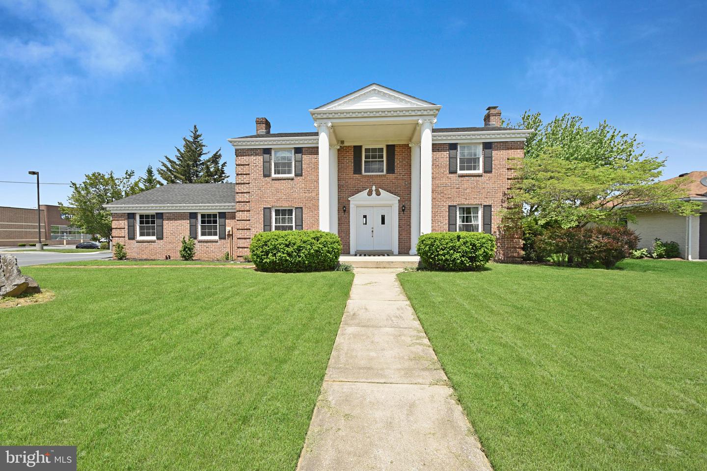 1003 E Cherry Street, Palmyra