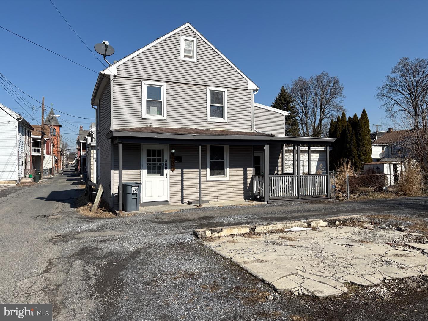 360 Jones Street