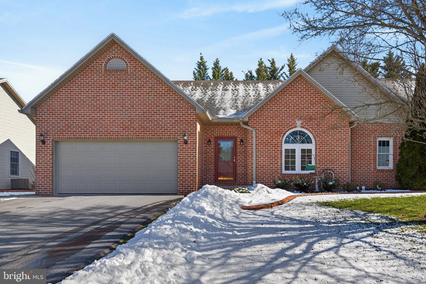 24 Hickory Street, Palmyra