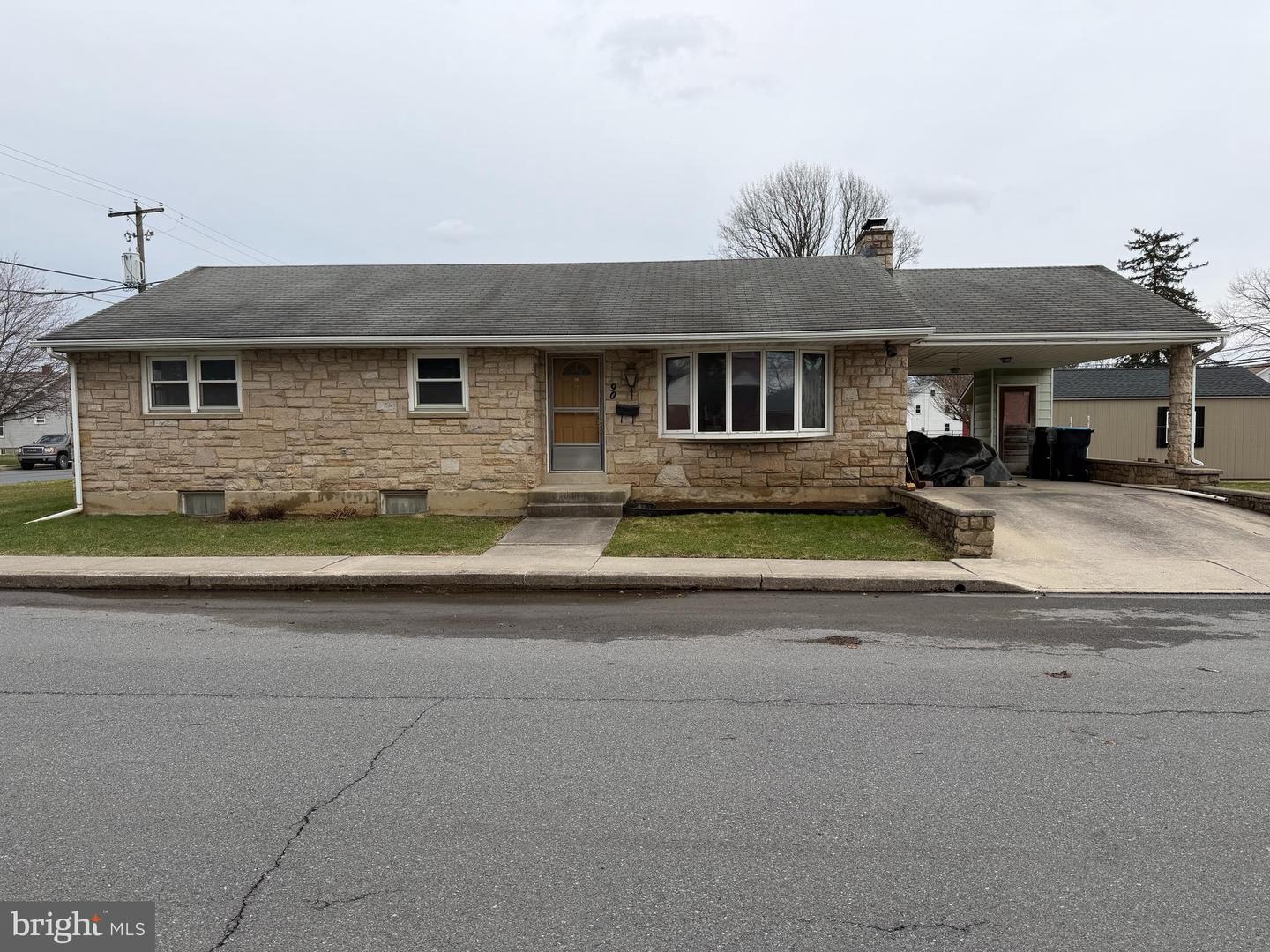 90 E Hazel Street, Palmyra