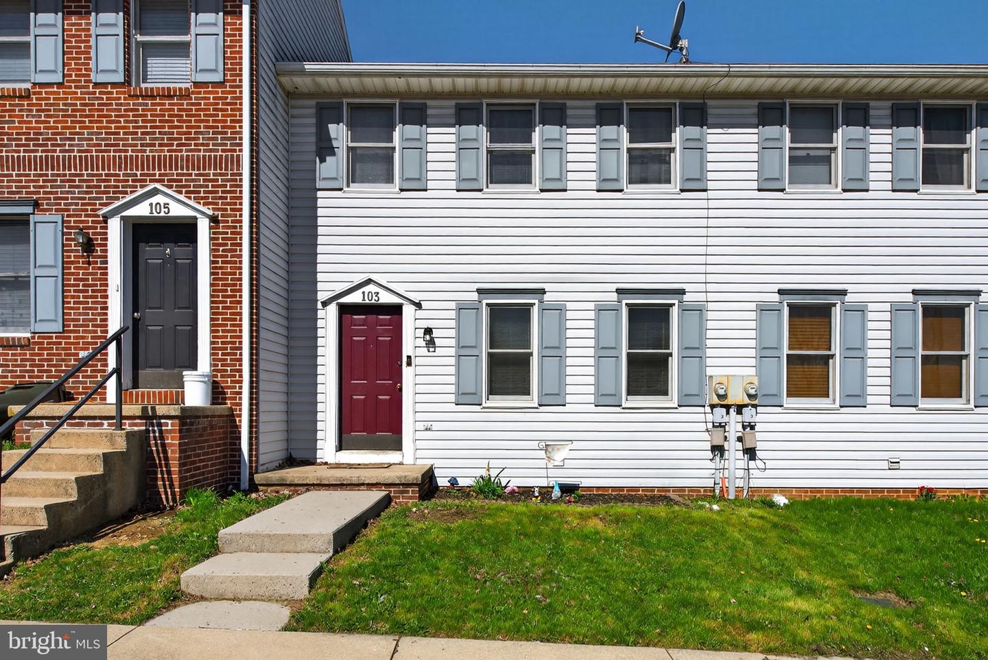 103 Village Ct, Lebanon