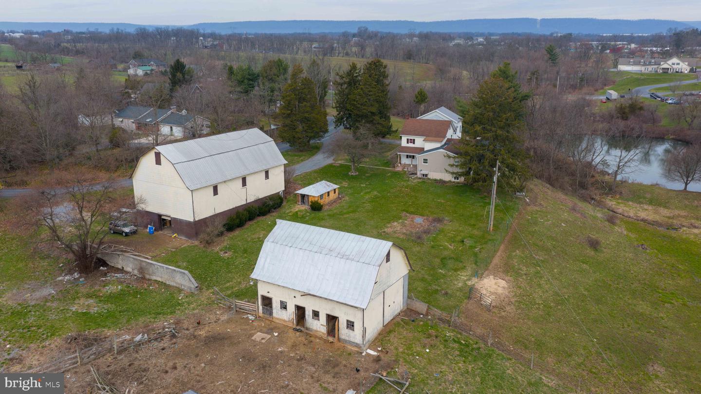 42 Campmeeting Road, Jonestown