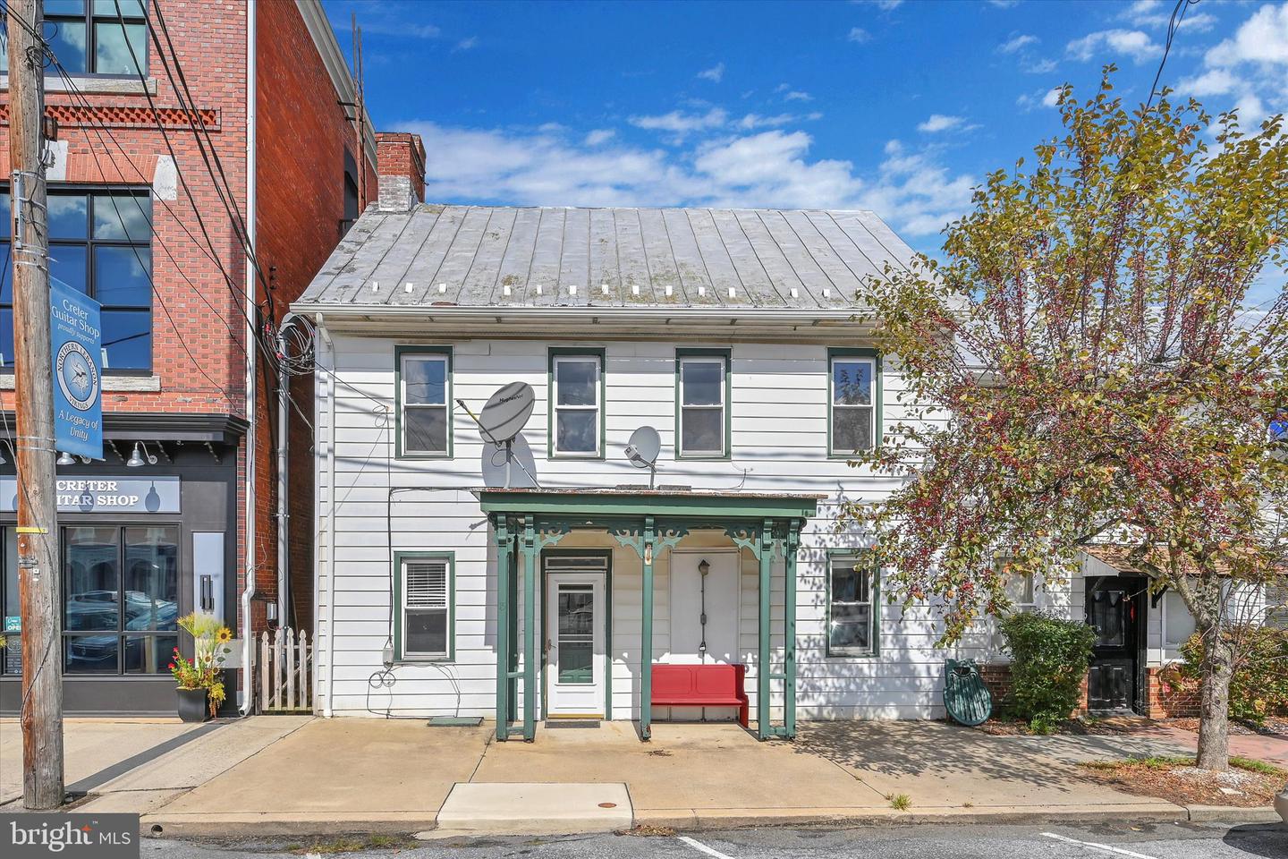 15 W Market Street, Jonestown