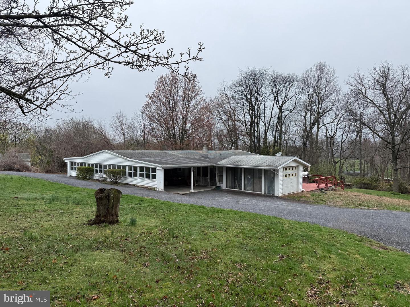21 Crest Lane, Palmyra
