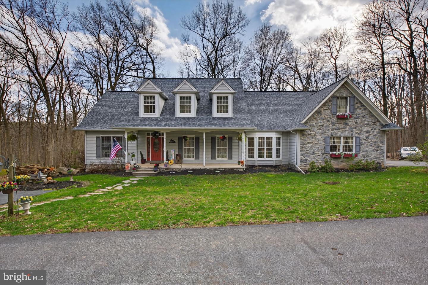 1705 Hickory Drive, Lebanon