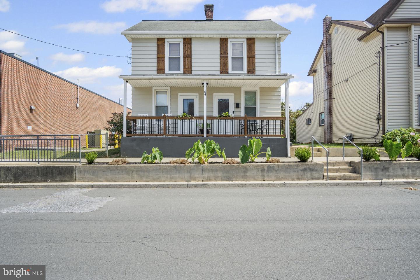 104 N Locust Street, Palmyra
