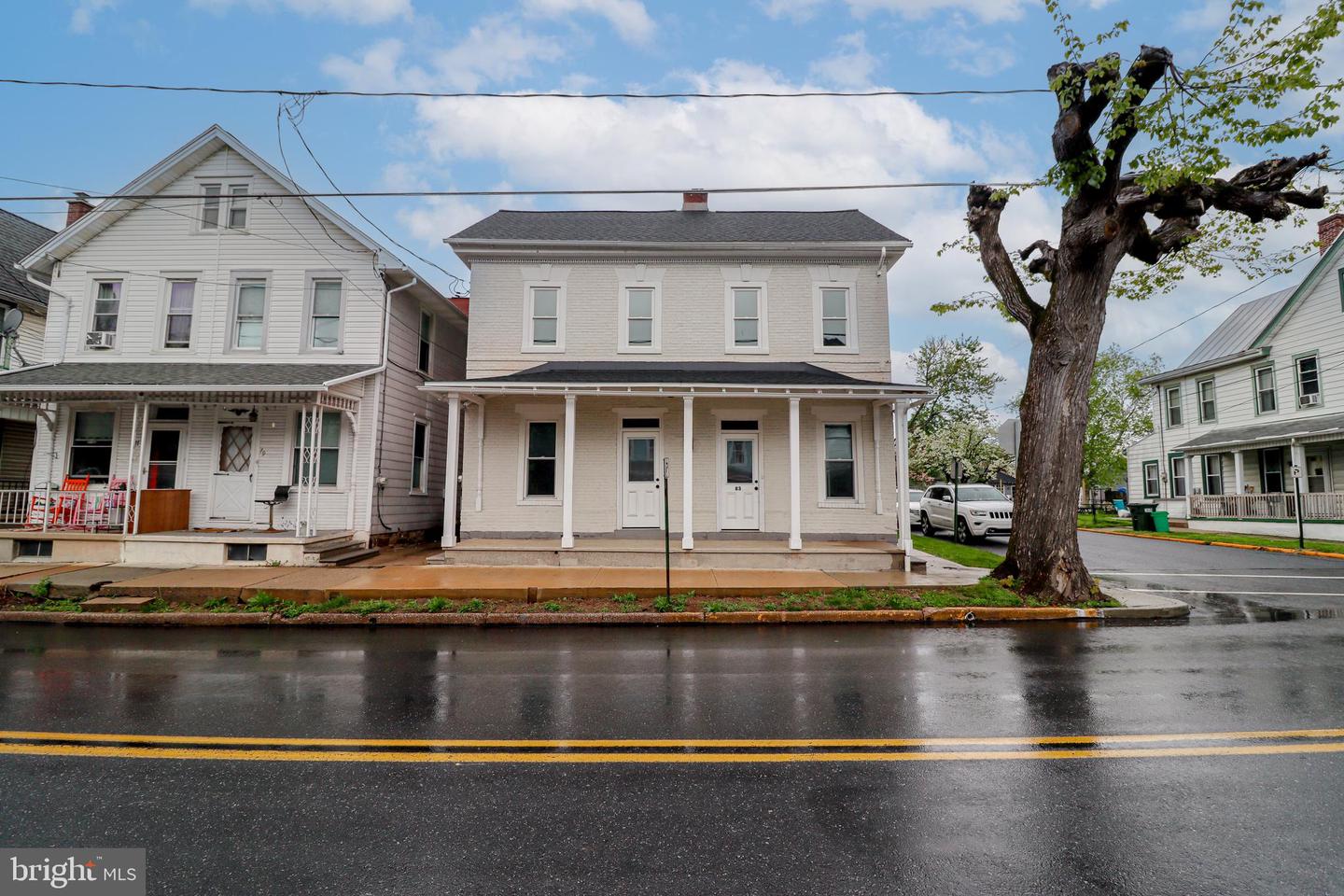 81-83 E Main Street