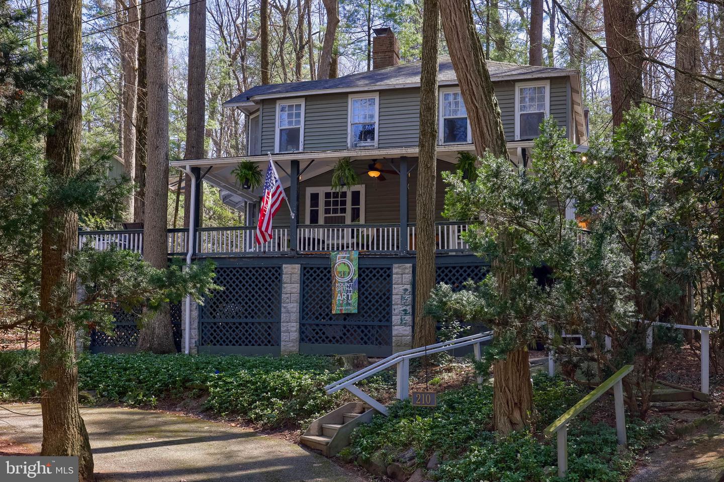 210 Harvard Avenue, Mount Gretna