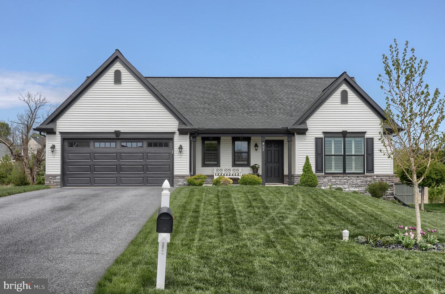 407 Orchid Circle, Lebanon