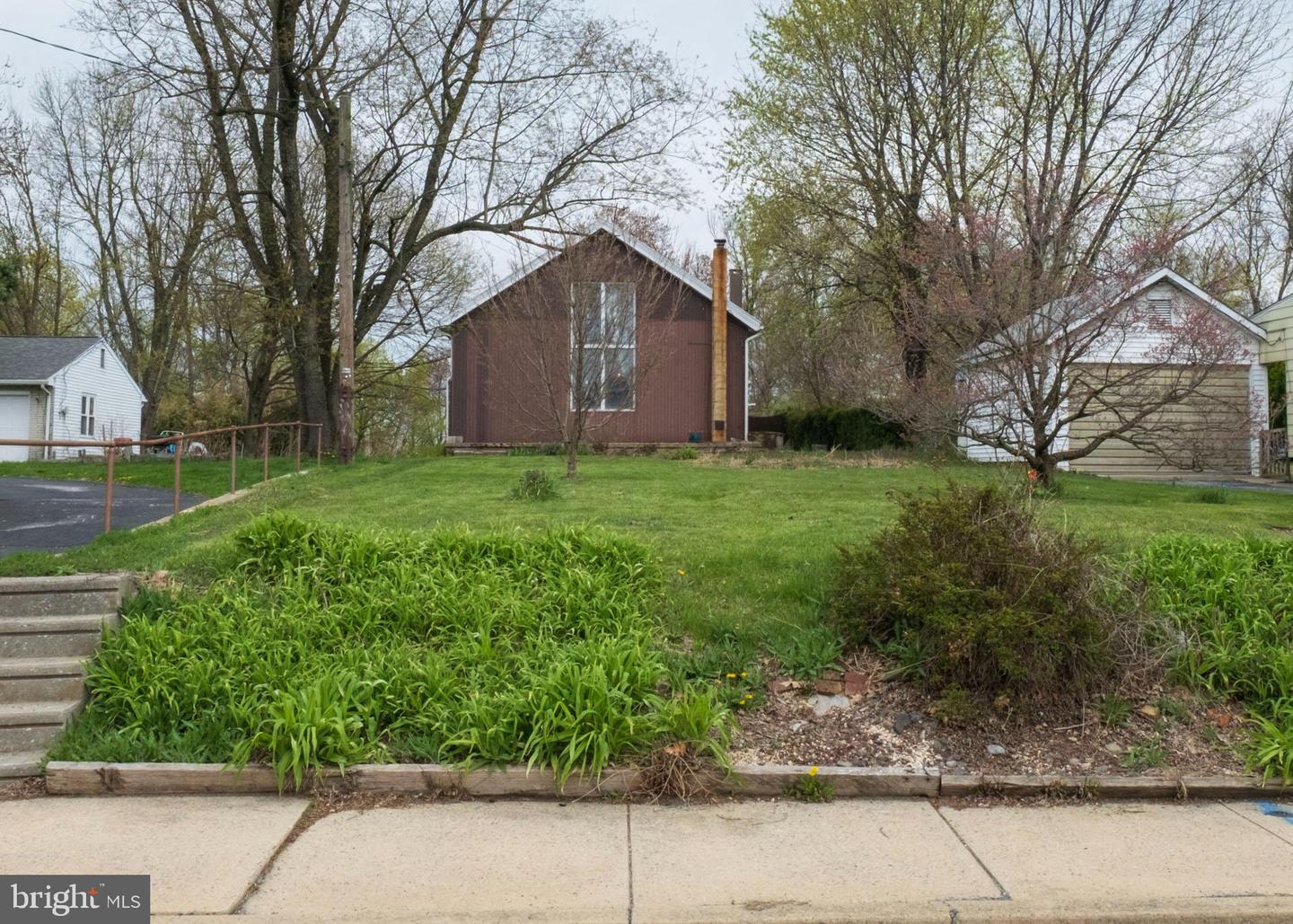 333 E Main Street, Newmanstown
