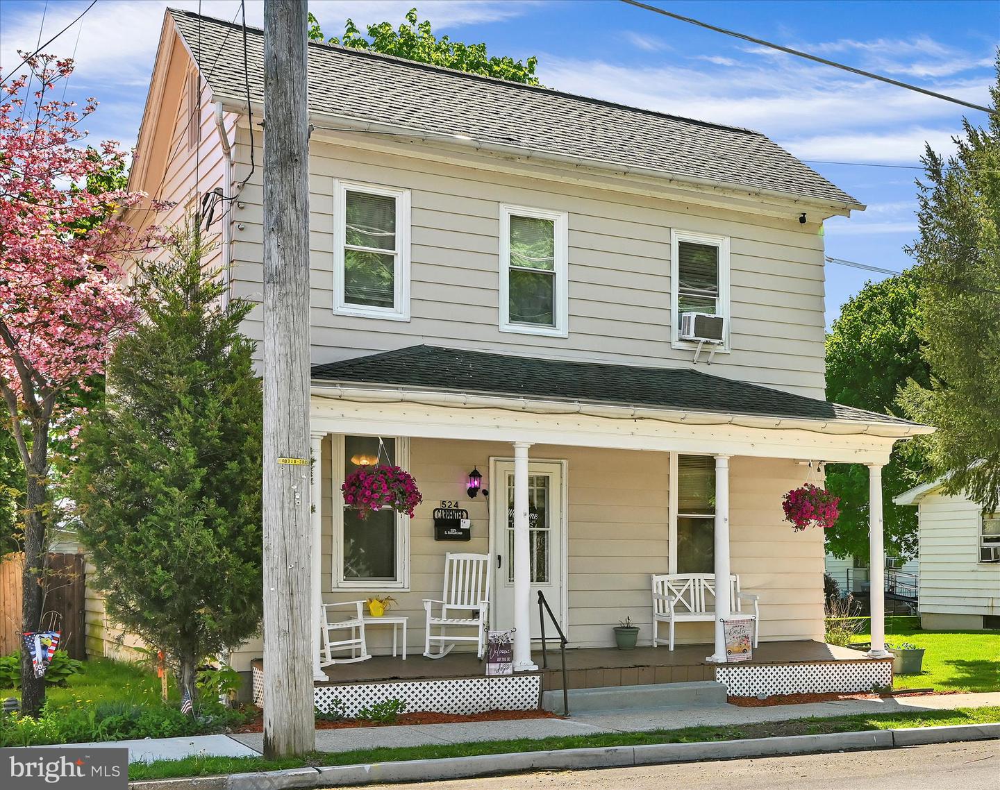 524 S Railroad Street