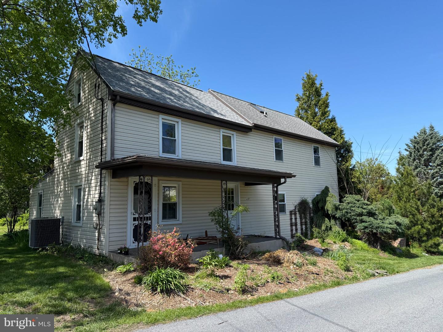 301 Ebenezer Road, Lebanon