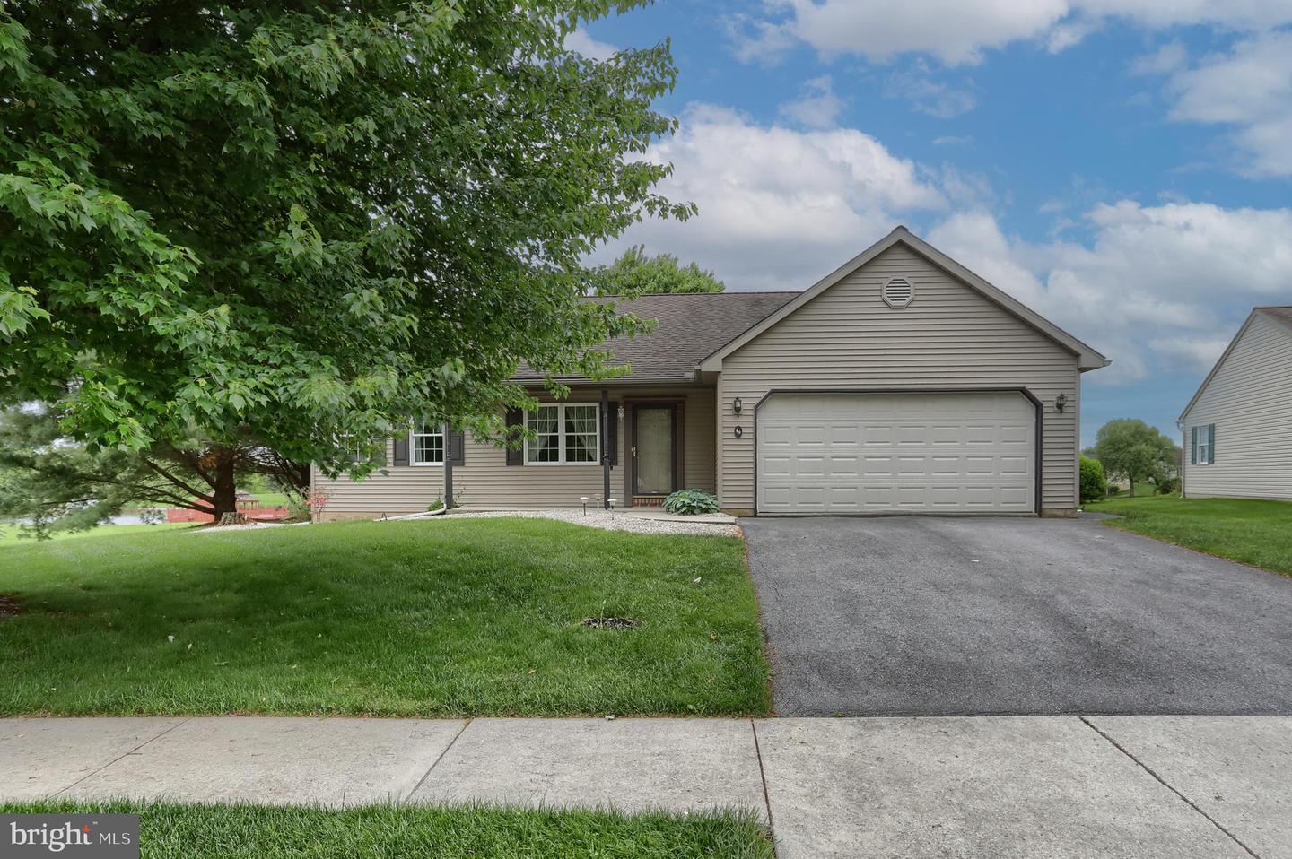 49 Springhouse Drive, Myerstown