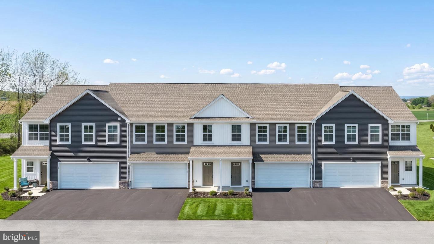 104 Foundry Lane