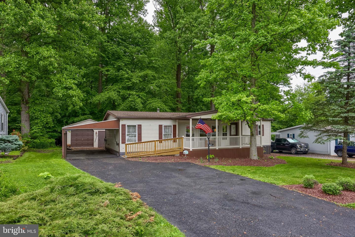 12 Poplar Drive