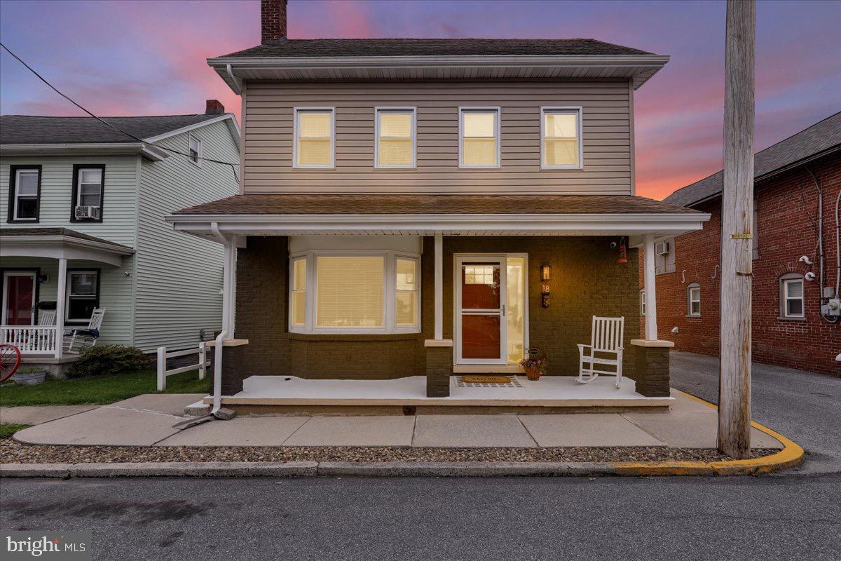 18 E Maple Street