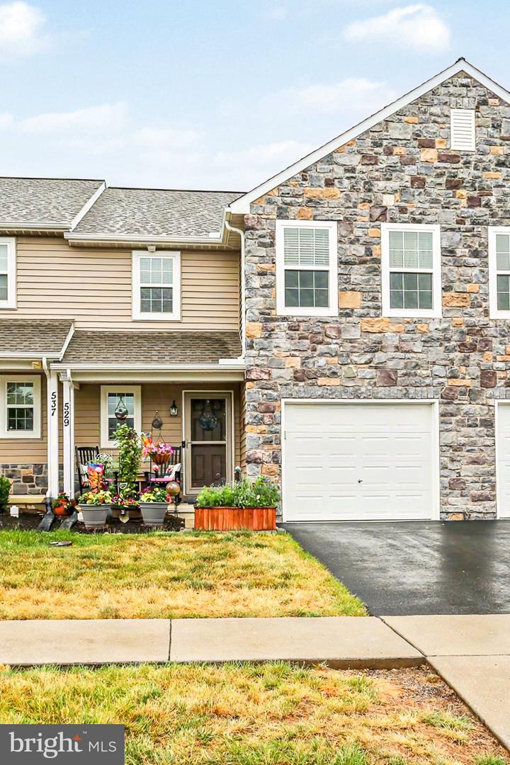 529 Brookwood Dr U-0138 Drive