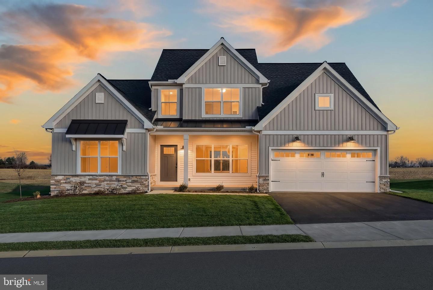 122 Alexandria Drive, Annville