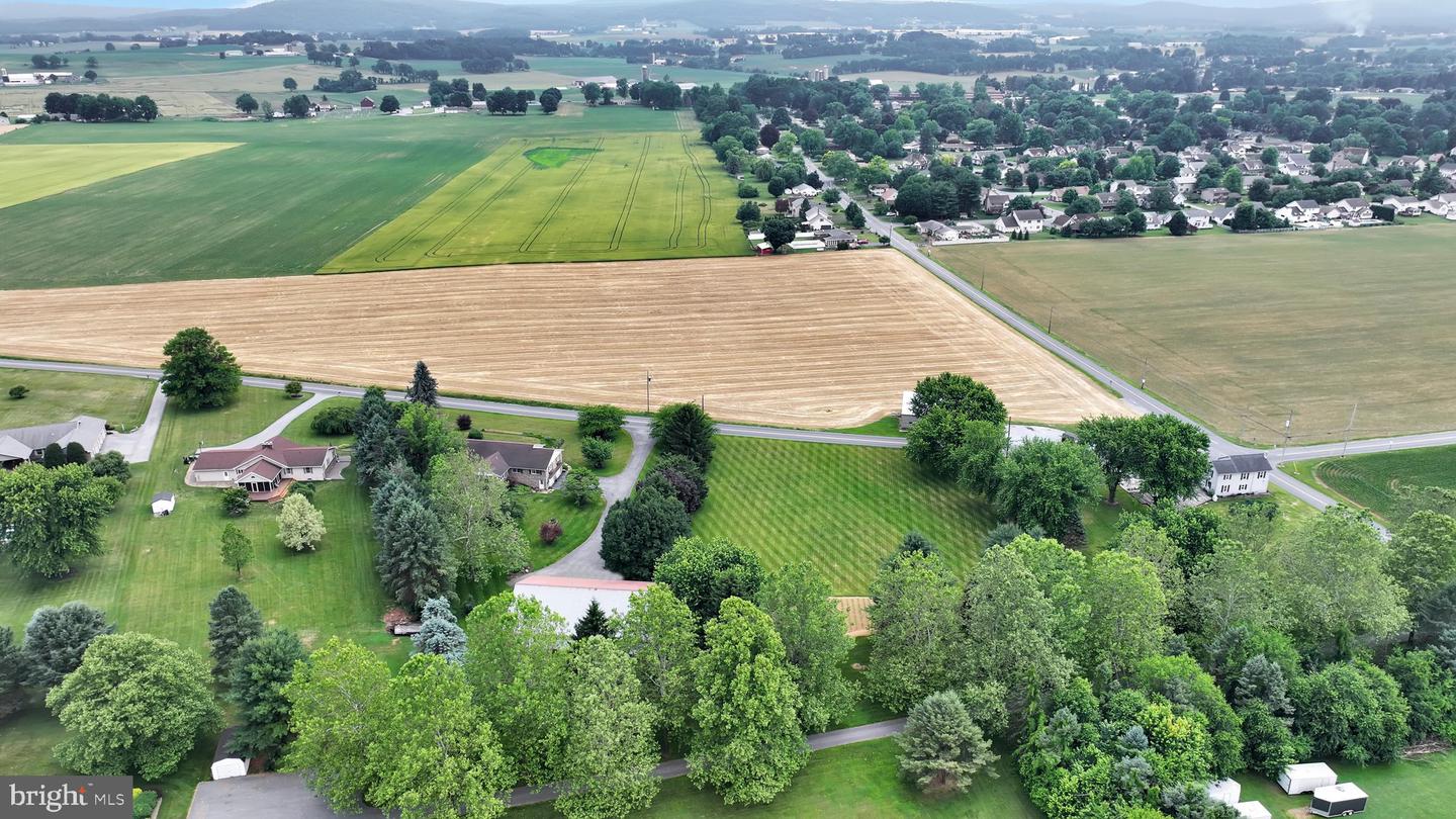 205 Fox Road, Lebanon