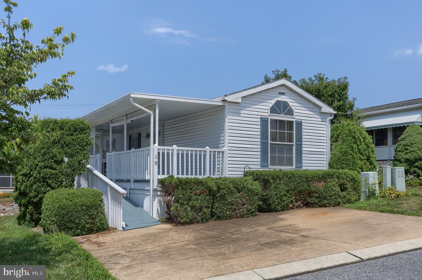 19 Edward Ave Tp-0040