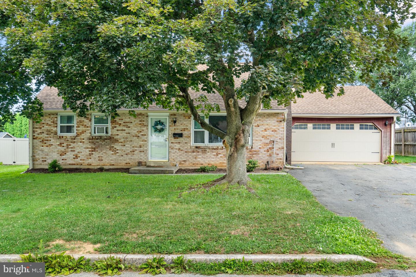 1331 E Walnut Street