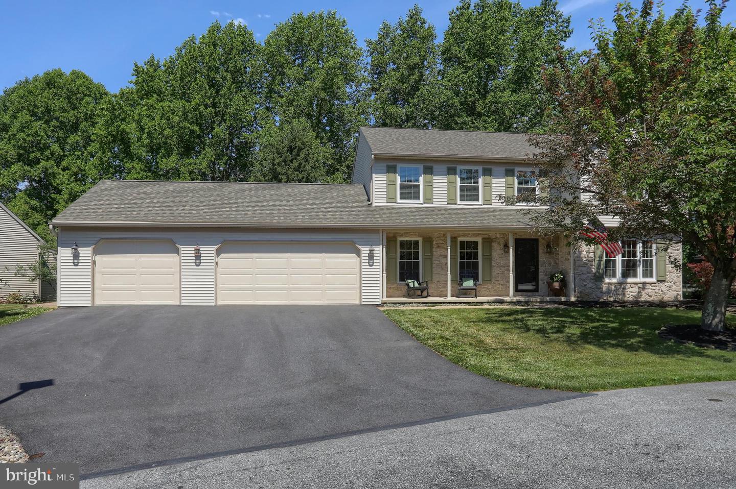 15 Oak Knoll Circle, Lebanon