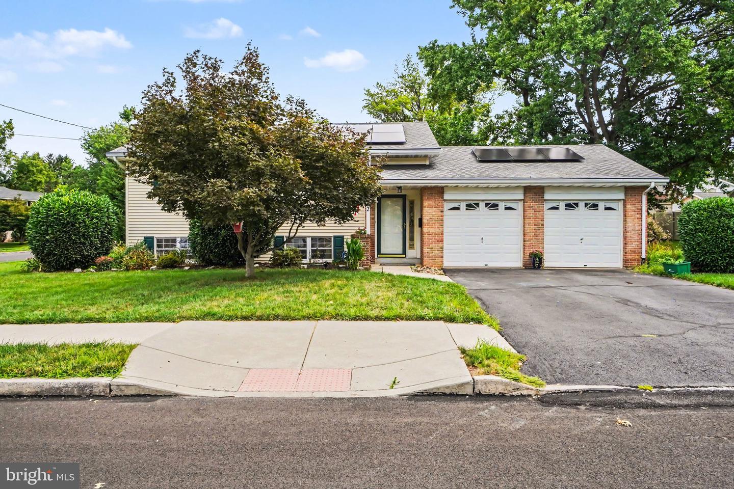 2 Sycamore Lane