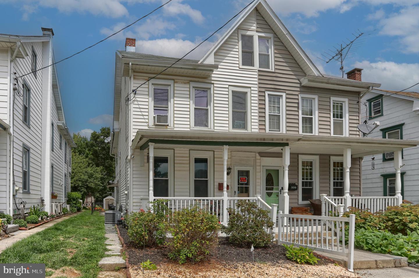 337 E Maple Street