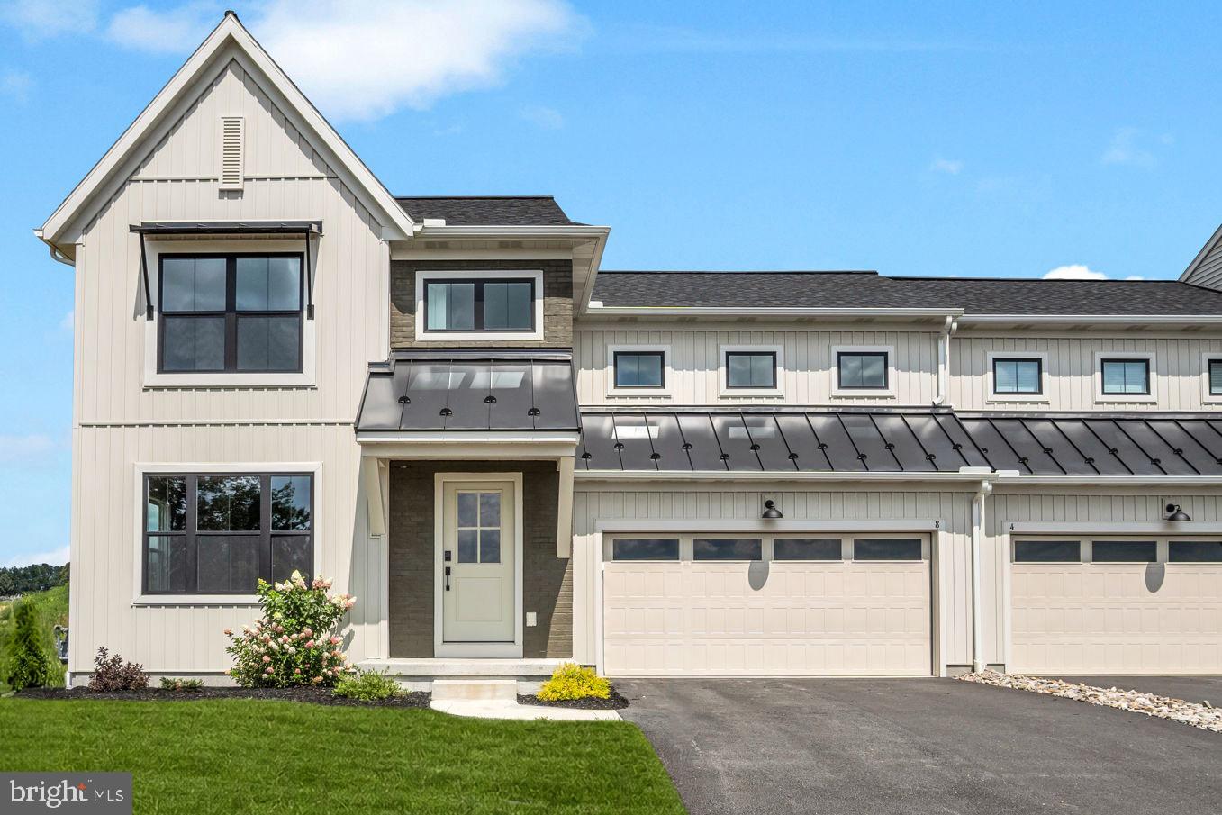 8 Melrose Lane