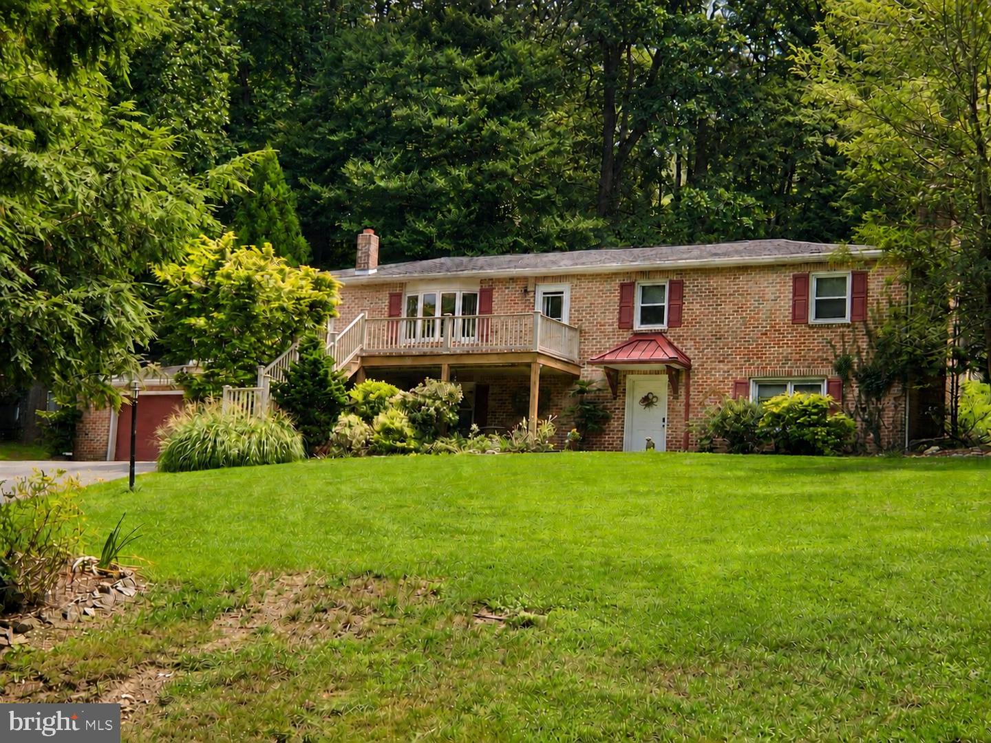 654 Woodlawn Drive