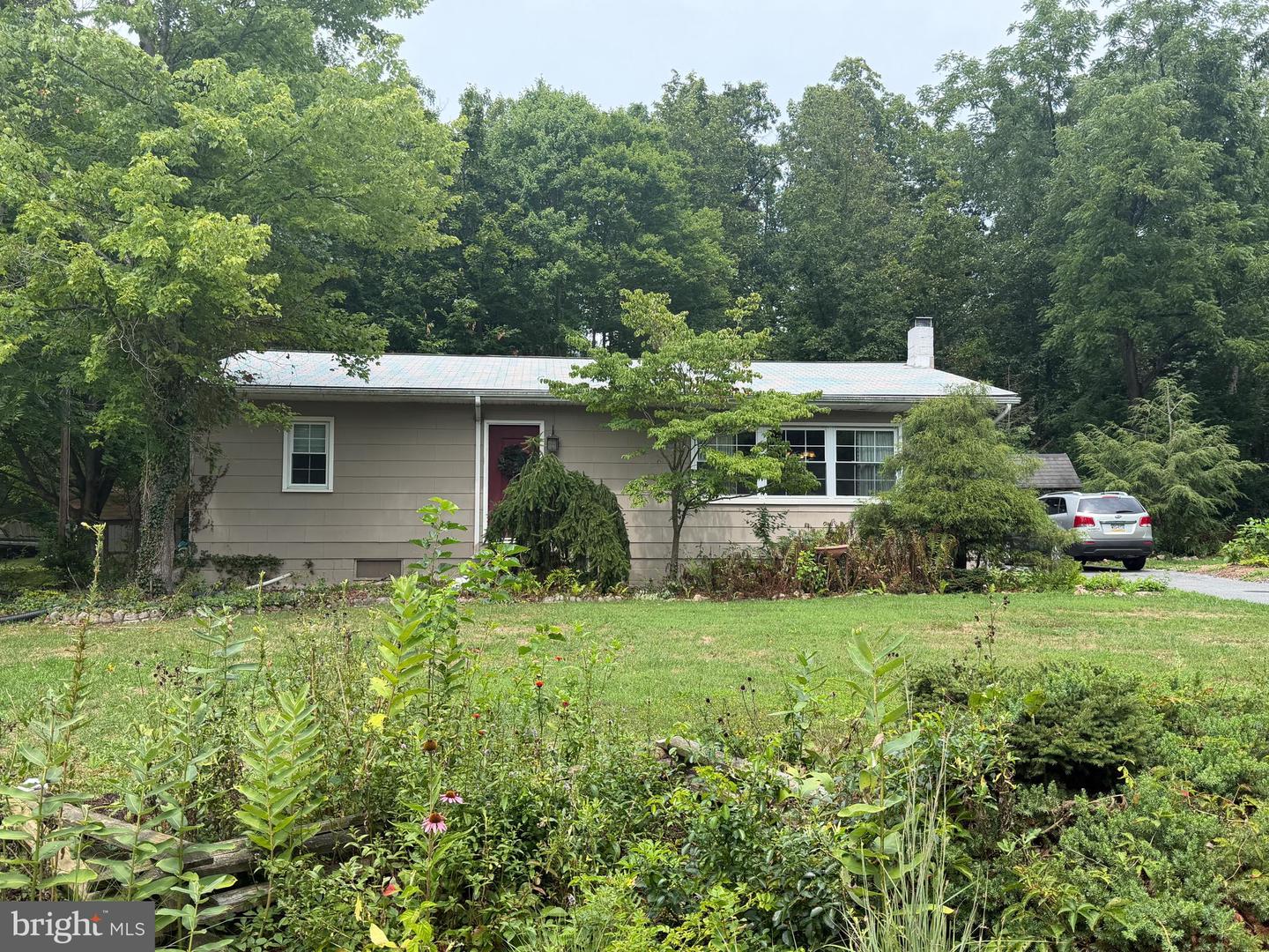 117 Lakeside Drive