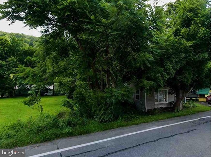 1029 Portersville Road, Ellwood City