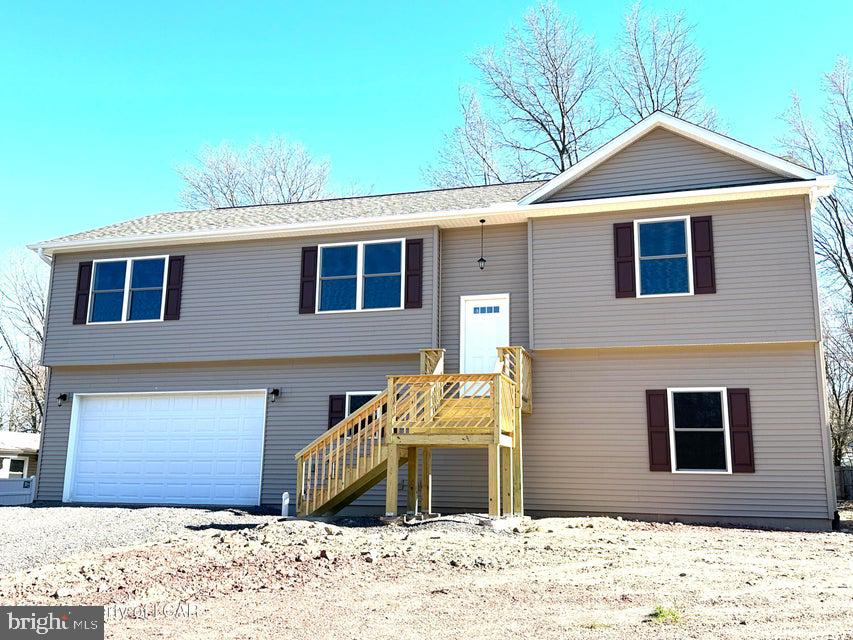 208 Deer Run Road, Hazle Township