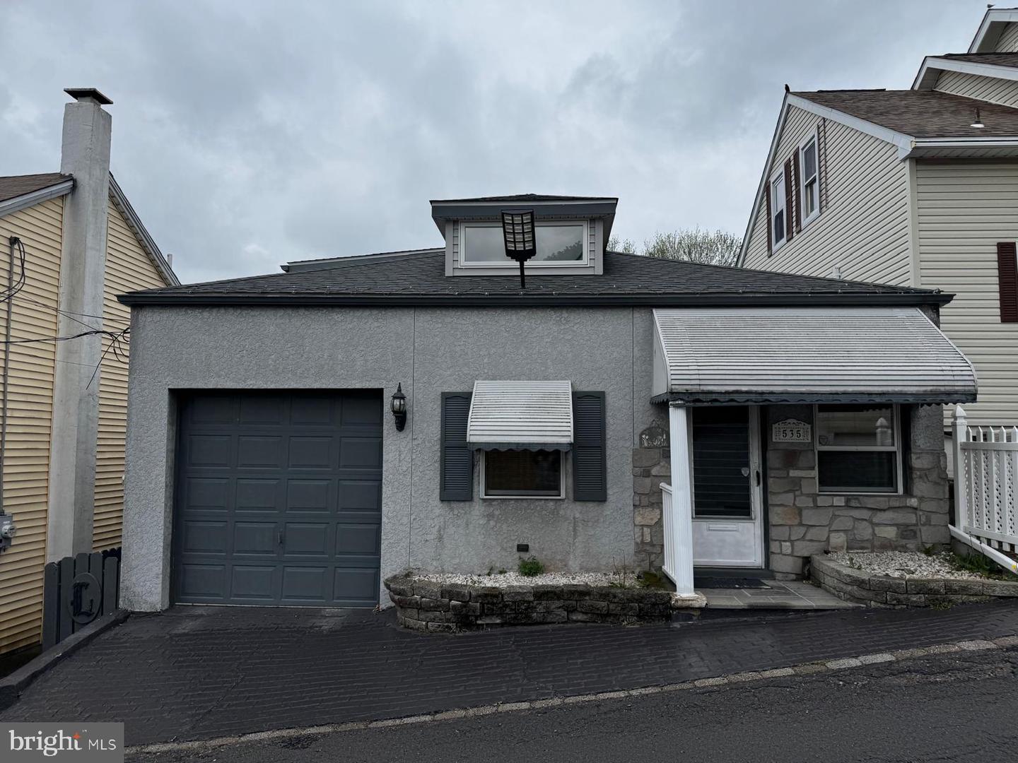 535 Garibaldi Ct