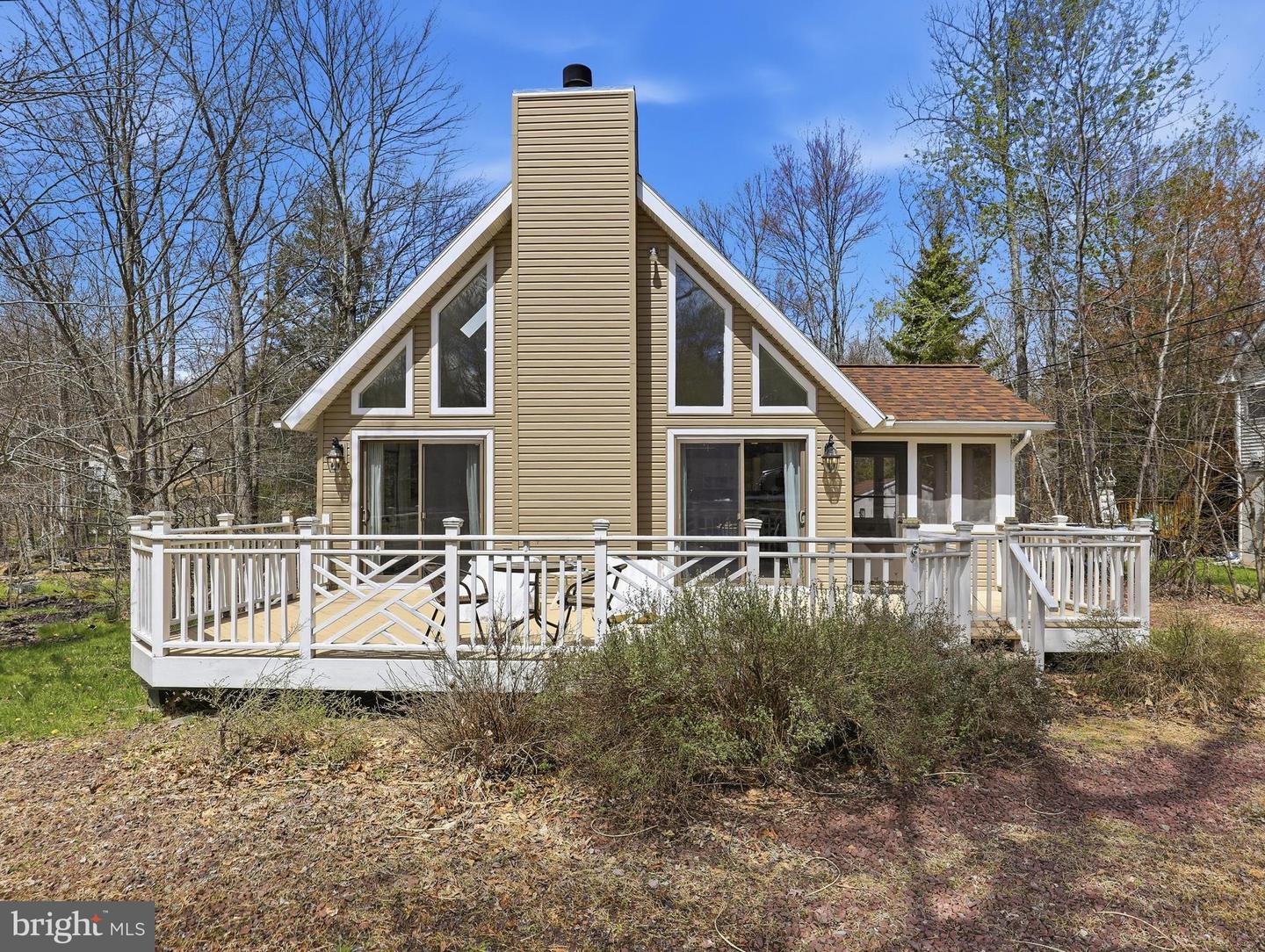 61 Floral Drive, Gouldsboro
