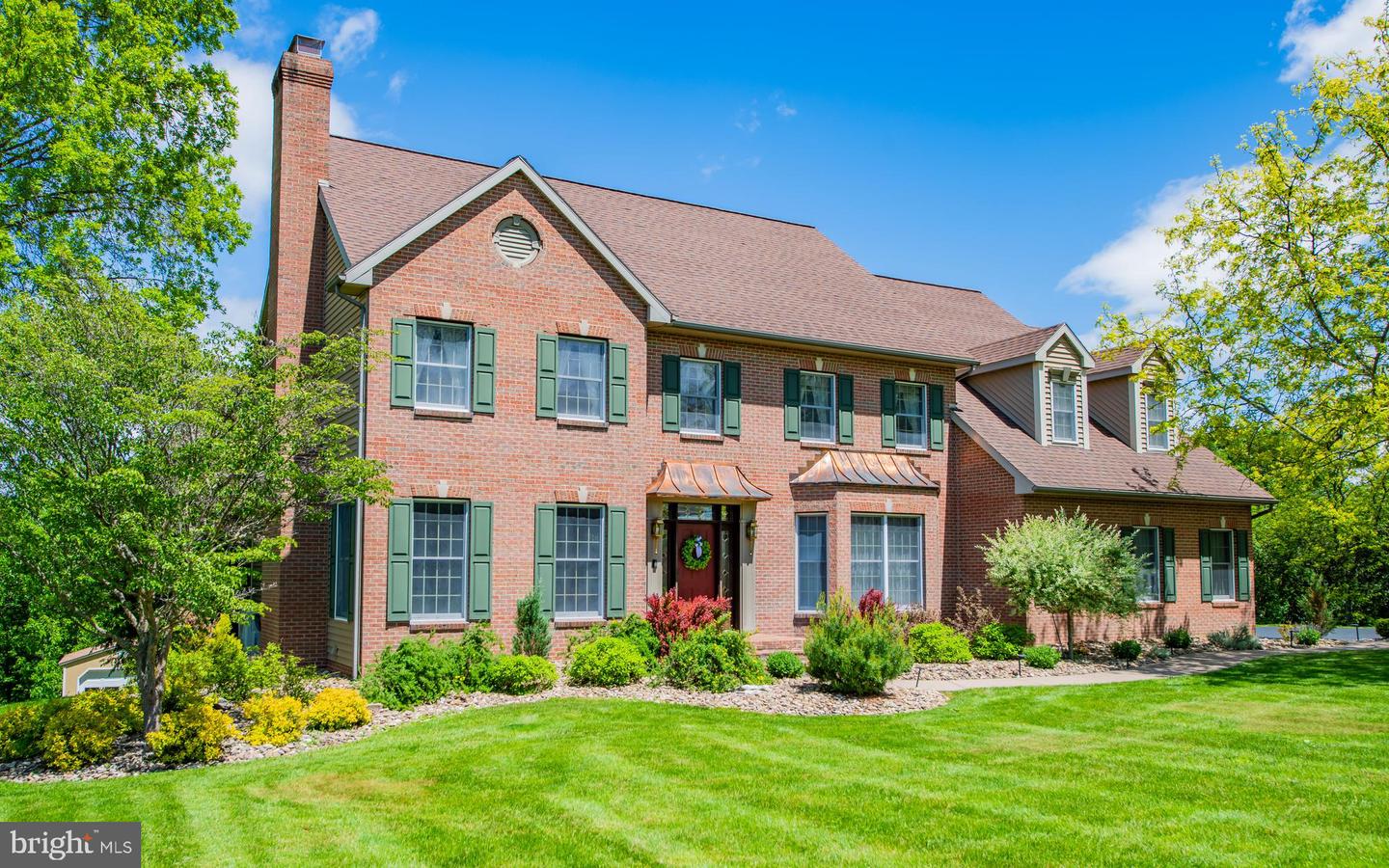 1245 Crestfield Drive