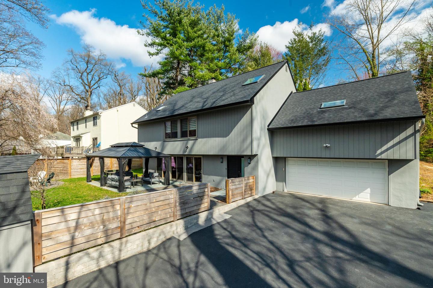 415 S Woodbine Avenue, Penn Valley
