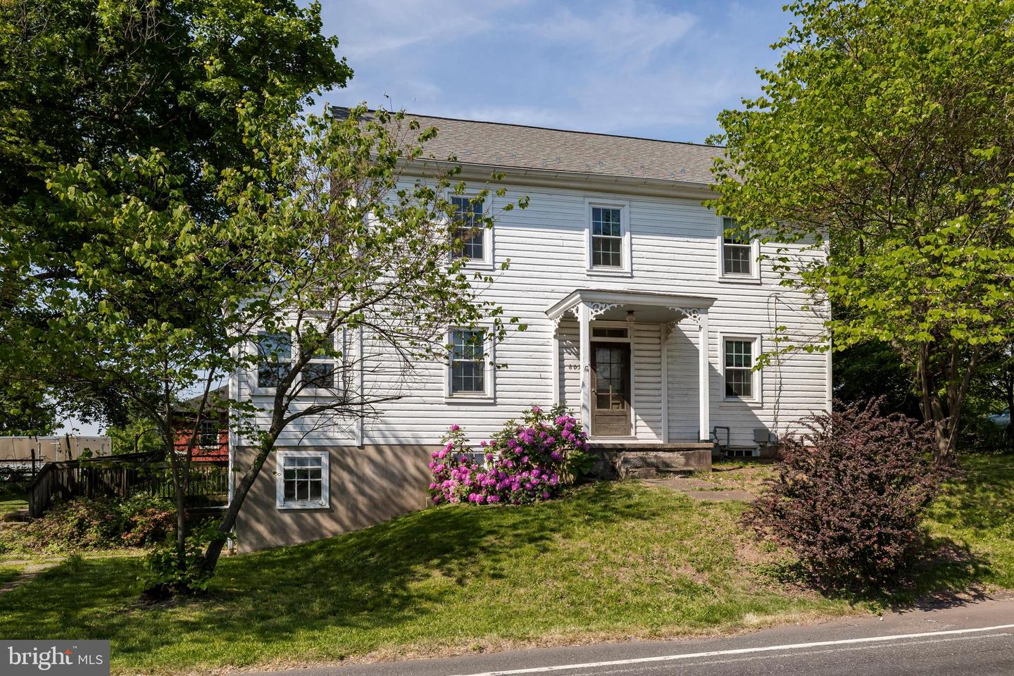605 W Ridge Pike, Royersford