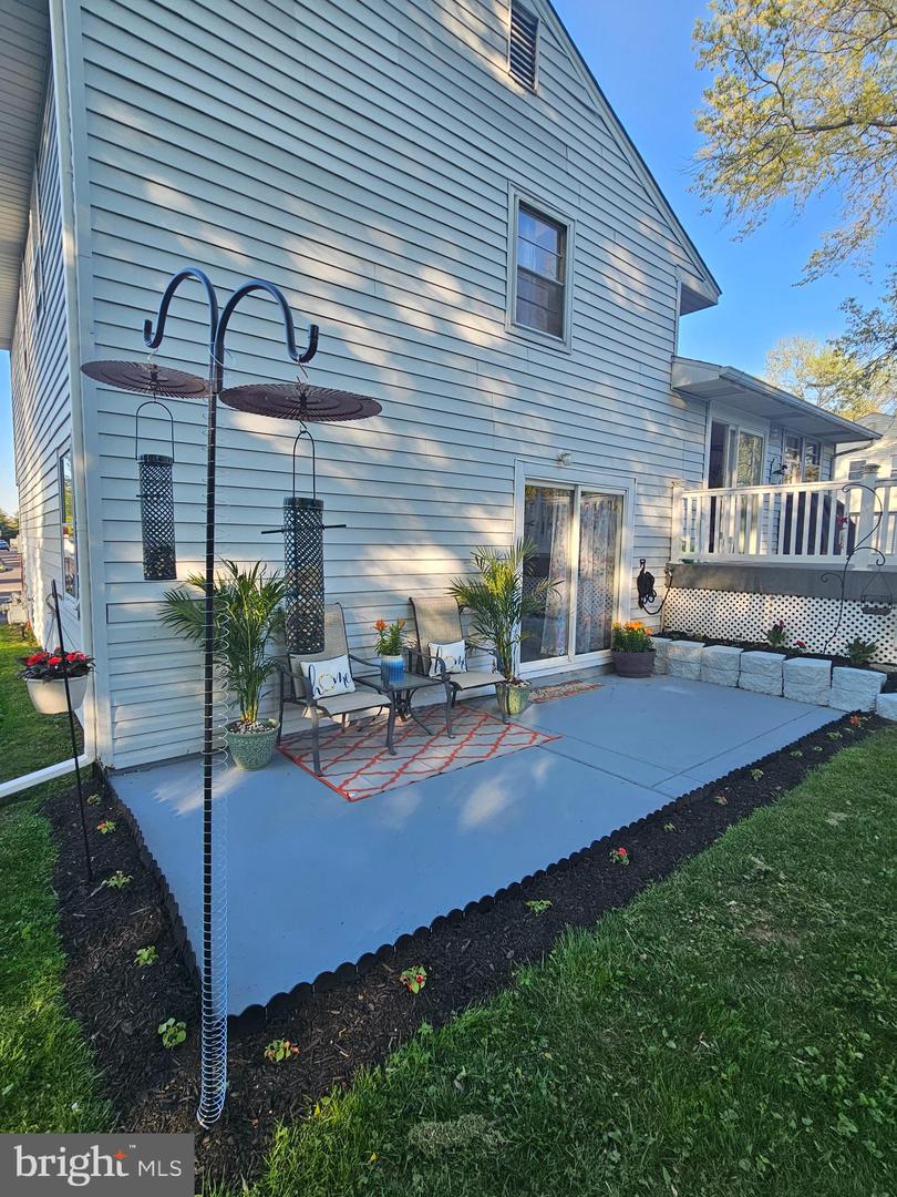 390 Carpenter Lane, Hatfield